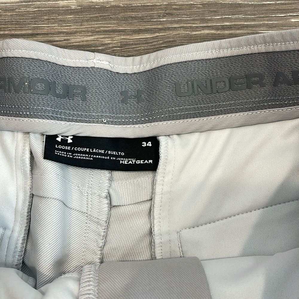 Under Armour Light Grey Shorts waist 34 - Picture 5 of 6